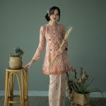 Raisa Brocade Tenun Pesak - Rusty Mandarin
