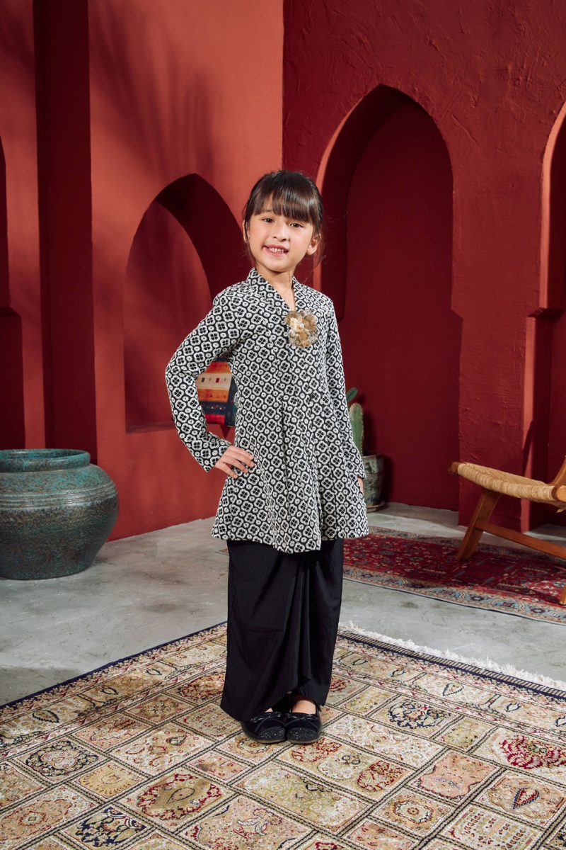 ELFIYAA KEBAYA SULAM ( girl ) - BLACK