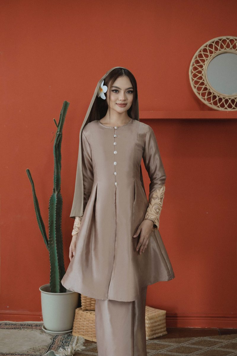 Kebaya - Champagne