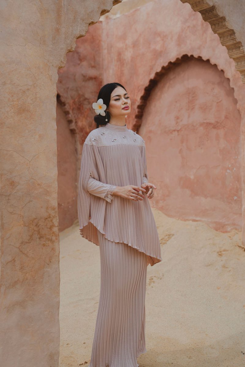 Alessandra Pleated Kurung - Blush