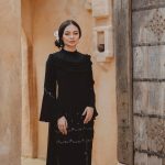 Laelia Drapes Kurung - Black